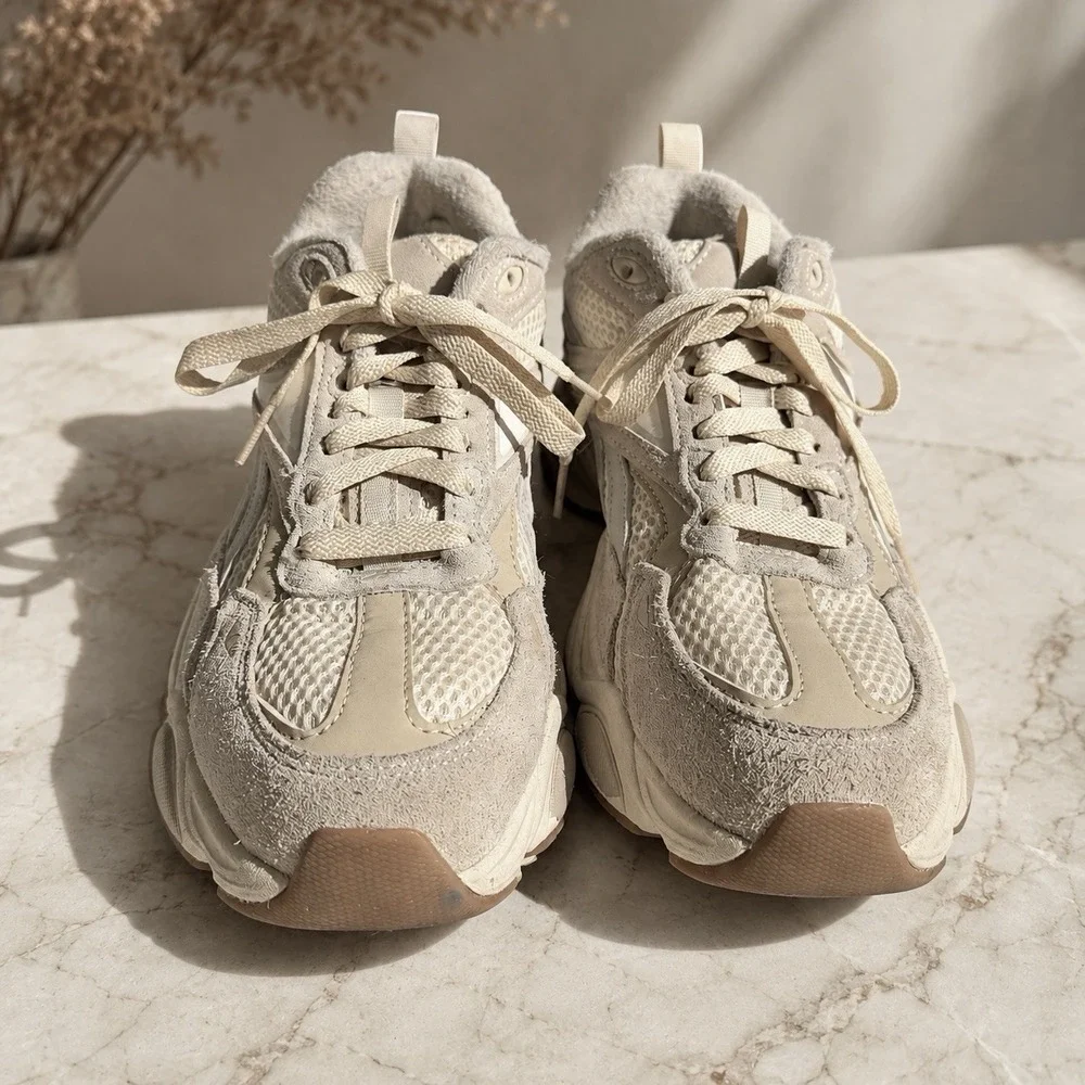 Reebok Women's 10 Cream Beige Suede Mesh Chunky Retro Sneakers Gum Sole